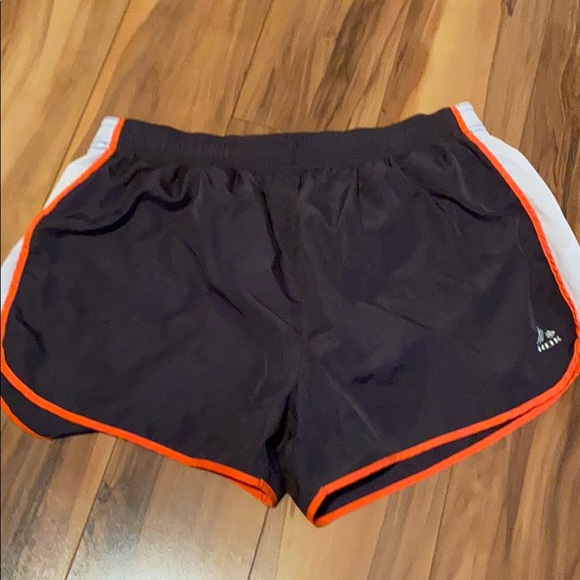 Active workout shorts - Picture 1 of 2